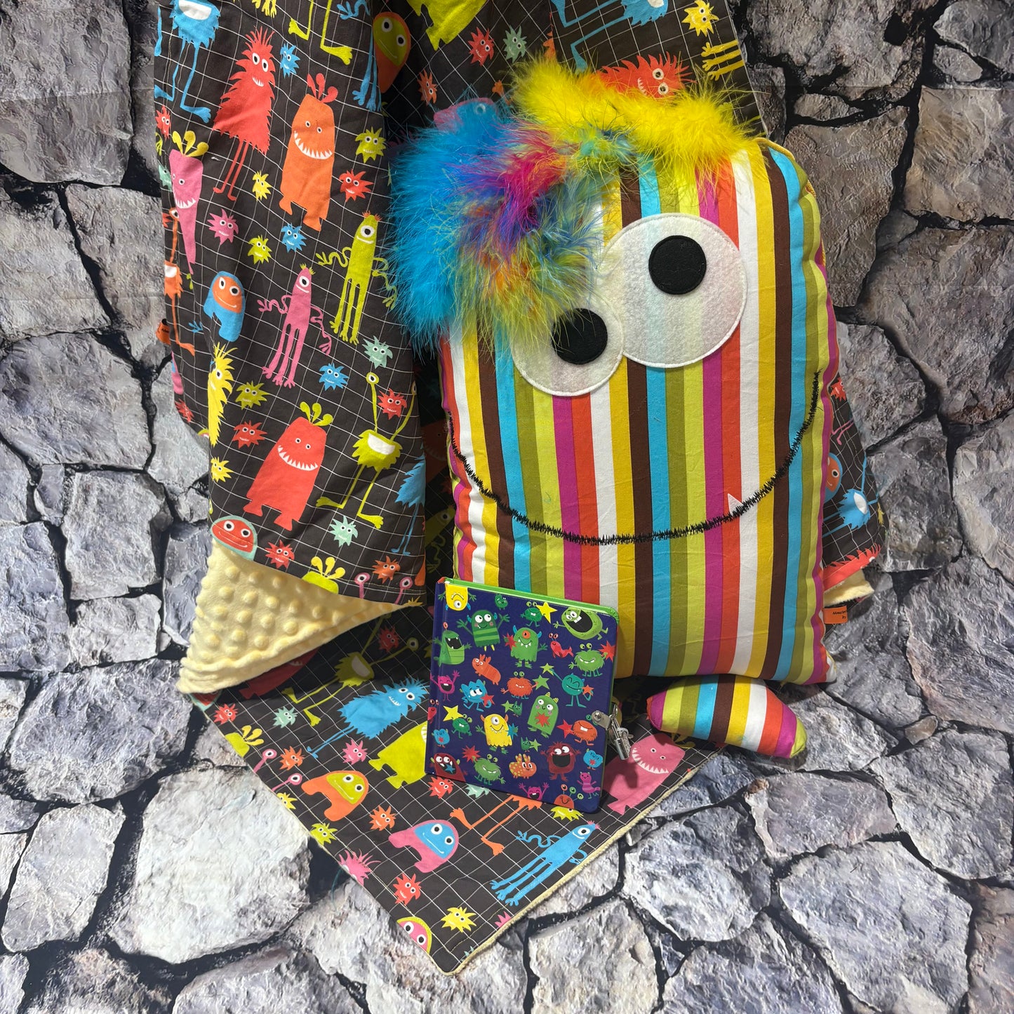 Gertie Diary & Blanket Bundle