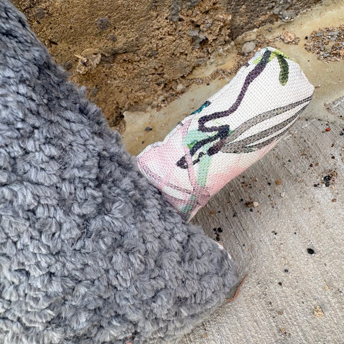 Sandy