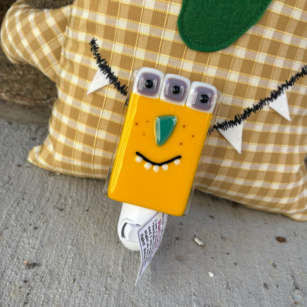 Mr. Nelson & Nightlight